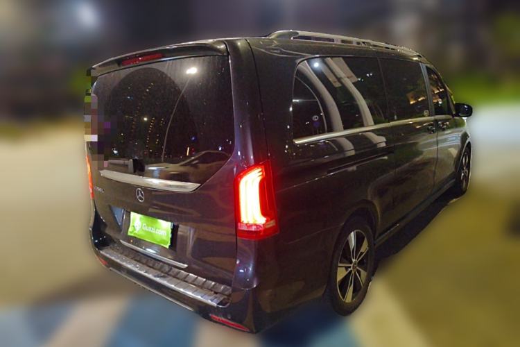 Used Mercedes-Benz V-Class 2020 V 260 L Long-wheelbase Luxury Edition Rear Right 45 Deg
