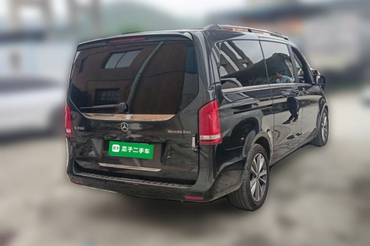 Used Mercedes-Benz V-Class 2020 V 260 Avantgarde Edition Rear Right 45 Deg