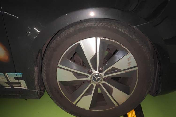 Used Mercedes-Benz V-Class 2020 V 260 L Long-wheelbase Luxury Edition Right Front Wheel Hub