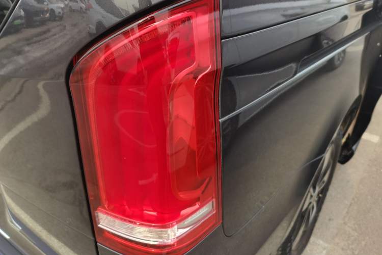 Used Mercedes-Benz V-Class 2020 V 260 Prestige Edition Right Rear Taillight