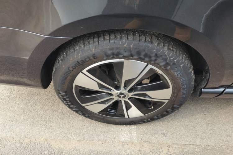 Used Mercedes-Benz V-Class 2020 V 260 Prestige Edition Right Rear Wheel Hub