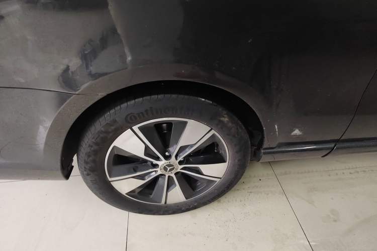 Used Mercedes-Benz V-Class 2020 V 260 L Long-wheelbase Luxury Edition Right Rear Wheel Hub