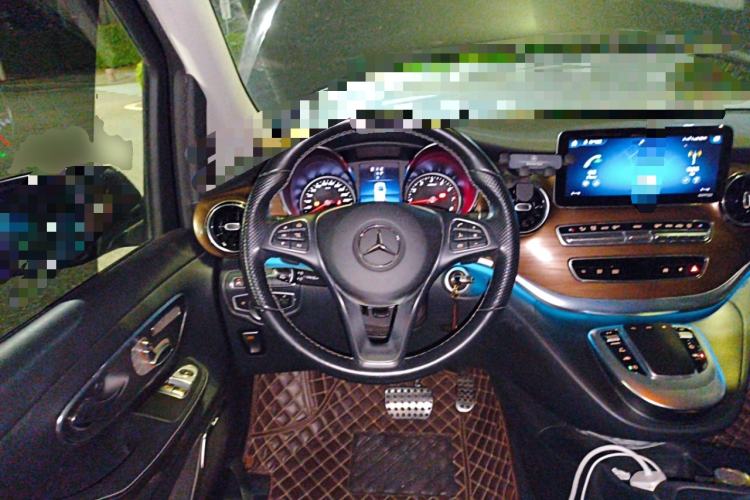 Used Mercedes-Benz V-Class 2020 V 260 L Long-wheelbase Luxury Edition Steering Wheel