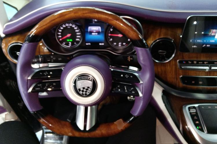 Used Mercedes-Benz V-Class 2020 V 260 L Long-wheelbase Luxury Edition Steering Wheel