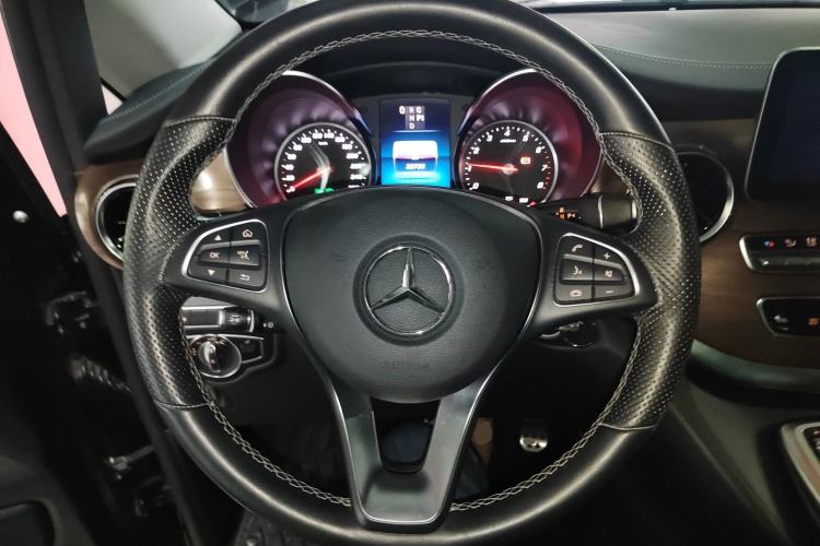 Used Mercedes-Benz V-Class 2020 V 260 L Long-wheelbase Luxury Edition Steering Wheel