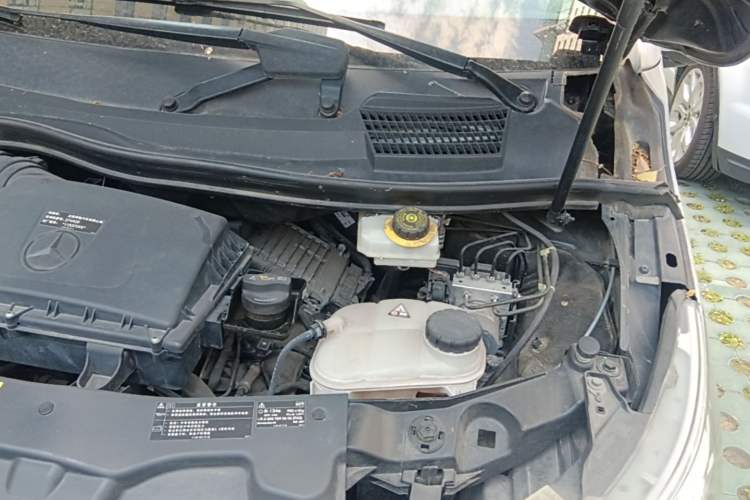 Used Mercedes-Benz V-Class 2020 V 260 L Long-wheelbase Luxury Edition Engine Bay Left