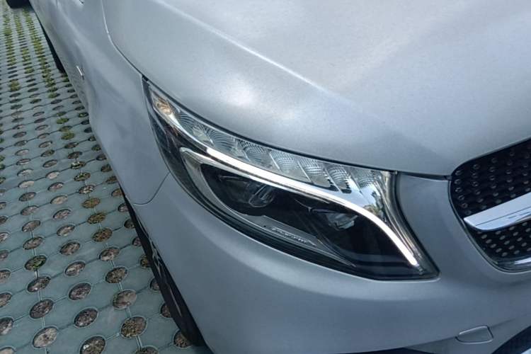 Used Mercedes-Benz V-Class 2020 V 260 L Long-wheelbase Luxury Edition Right Front Headlight