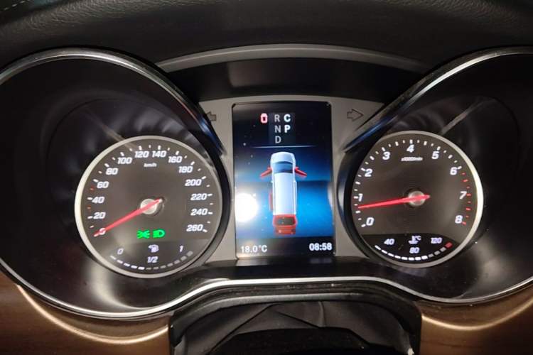 Used Mercedes-Benz V-Class  Instrument Cluster