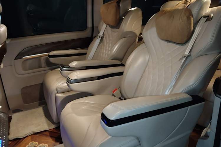 Used Mercedes-Benz V-Class  Left Rear Seat