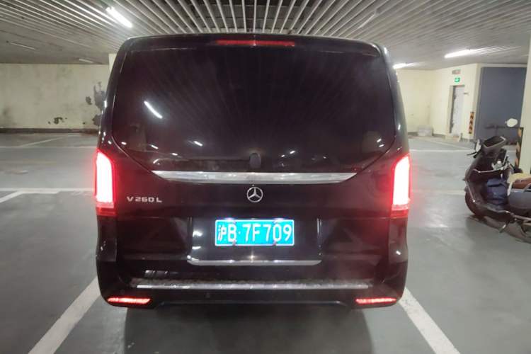 Used Mercedes-Benz V-Class  Rear