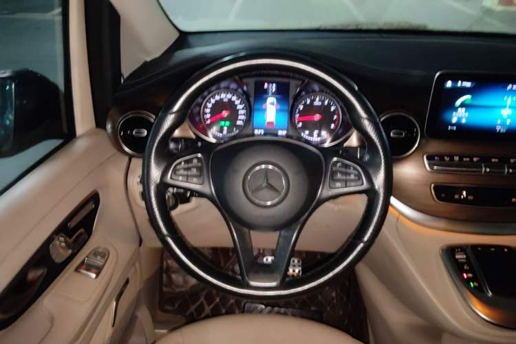 Used Mercedes-Benz V-Class  Steering Wheel