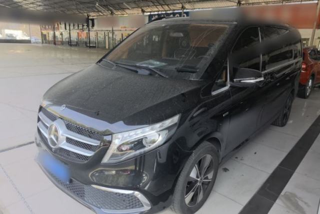 Used Mercedes-Benz V-Class 2021 V 260 Avantgarde Edition