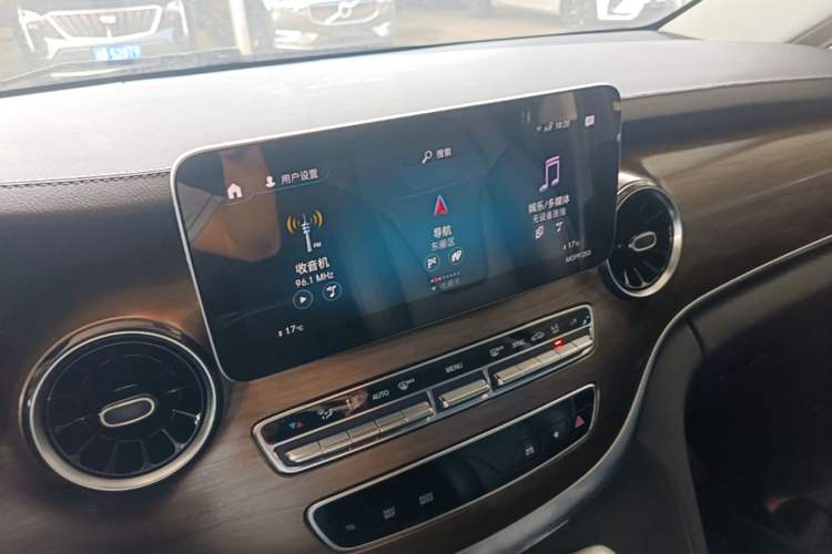 Used Mercedes-Benz V-Class 2021 V 260 L Long Wheelbase Prestige Edition Audio And AC Panel