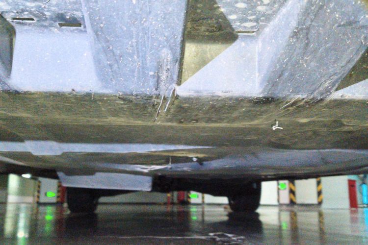 Used Mercedes-Benz V-Class 2021 V 260 Avantgarde Edition Chassis Front