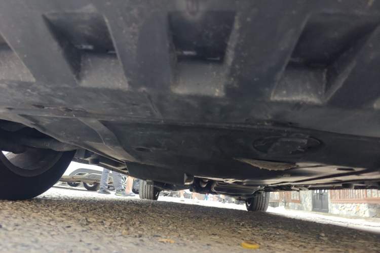 Used Mercedes-Benz V-Class 2021 V 260 Avantgarde Edition Chassis Front