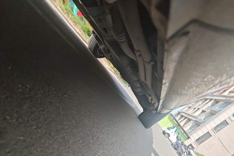 Used Mercedes-Benz V-Class 2021 V 260 Avantgarde Edition Chassis Front Left
