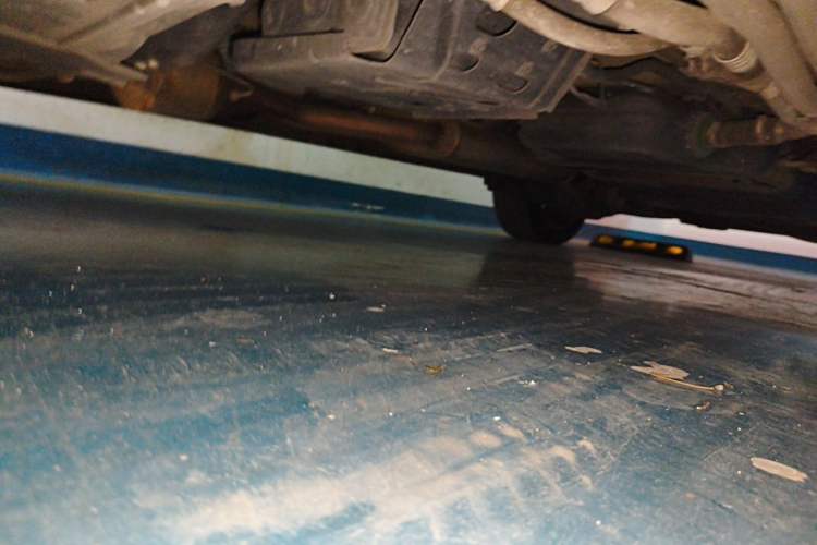 Used Mercedes-Benz V-Class 2021 V 260 Avantgarde Edition Chassis Front Left
