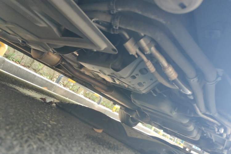 Used Mercedes-Benz V-Class 2021 V 260 Avantgarde Edition Chassis Front Left