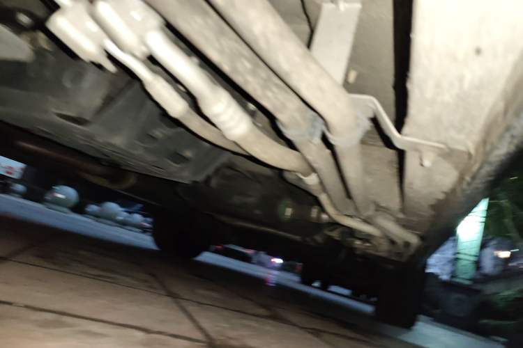 Used Mercedes-Benz V-Class 2021 V 260 Avantgarde Edition Chassis Front Left