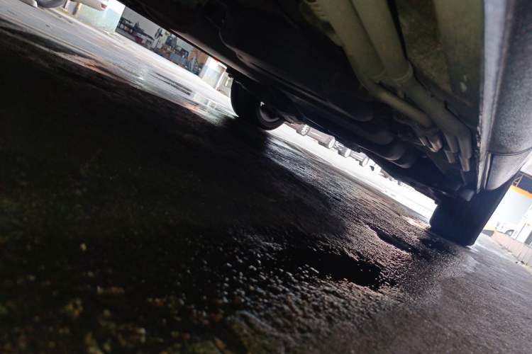 Used Mercedes-Benz V-Class  Chassis Front Left