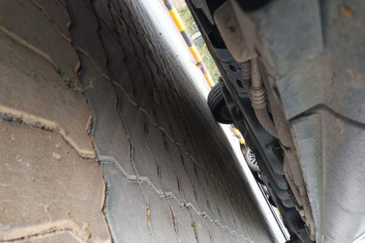 Used Mercedes-Benz V-Class 2021 V 260 Avantgarde Edition Chassis Front Left