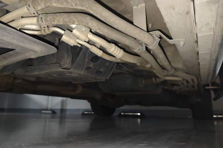Used Mercedes-Benz V-Class 2021 V 260 Prestige Edition Chassis Front Left