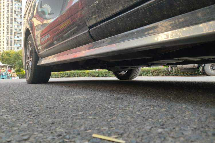 Used Mercedes-Benz V-Class 2021 V 260 Avantgarde Edition Chassis Front Right
