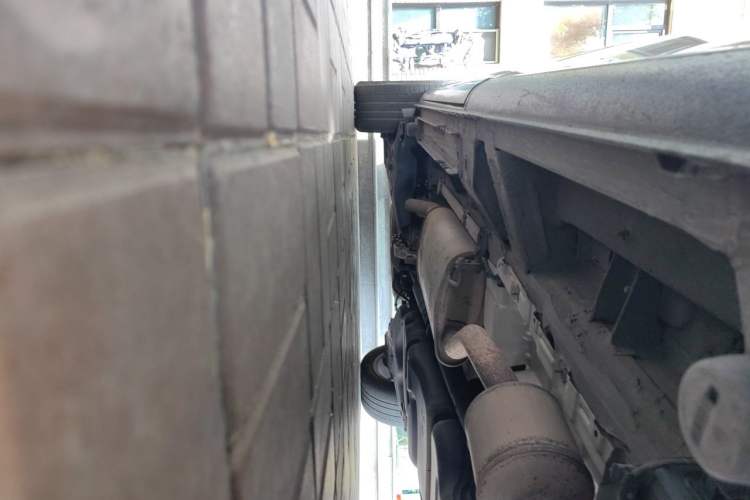 Used Mercedes-Benz V-Class 2021 V 260 Avantgarde Edition Chassis Front Right