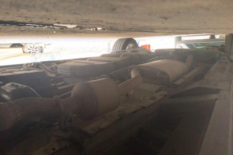Used Mercedes-Benz V-Class 2021 V 260 Avantgarde Edition Chassis Front Right