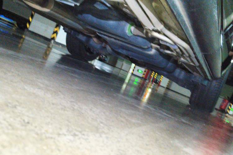 Used Mercedes-Benz V-Class 2021 V 260 Avantgarde Edition Chassis Rear Left