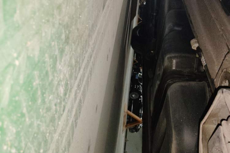 Used Mercedes-Benz V-Class 2021 V 260 Prestige Edition Chassis Rear Left