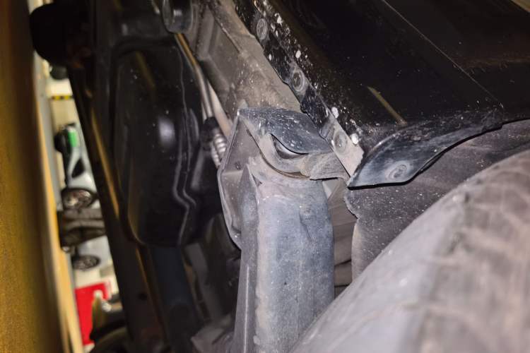 Used Mercedes-Benz V-Class 2021 V 260 L Long Wheelbase Prestige Edition Chassis Rear Left