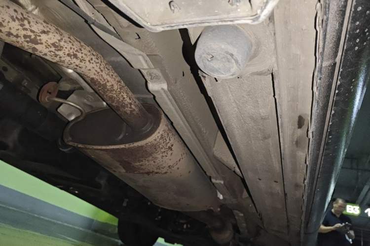 Used Mercedes-Benz V-Class 2021 V 260 Avantgarde Edition Chassis Rear Right