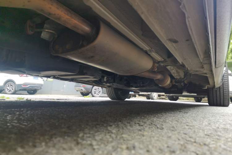Used Mercedes-Benz V-Class 2021 V 260 Avantgarde Edition Chassis Rear Right