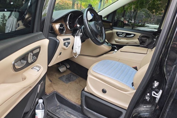 Used Mercedes-Benz V-Class 2021 V 260 L Long-wheelbase Luxury Edition Driver Seat