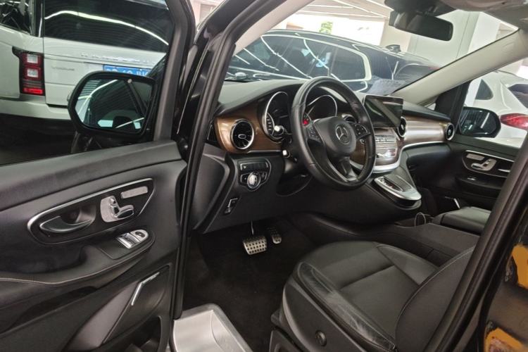 Used Mercedes-Benz V-Class 2021 V 260 Prestige Edition Driver Seat