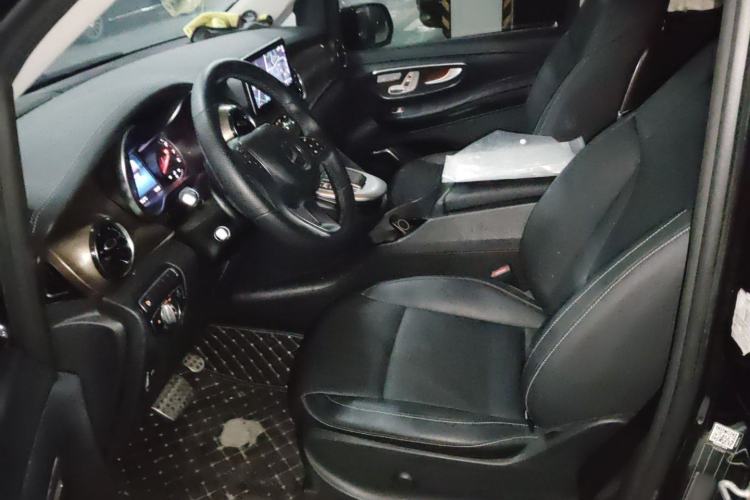 Used Mercedes-Benz V-Class 2021 V 260 Prestige Edition Driver Seat