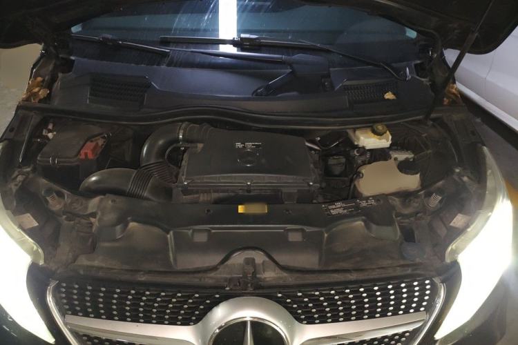 Used Mercedes-Benz V-Class 2021 V 260 L Long-wheelbase Luxury Edition Engine Bay