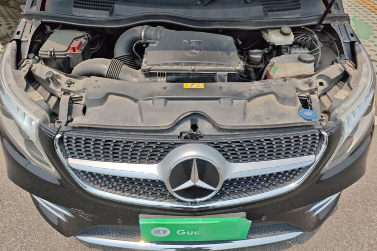 Used Mercedes-Benz V-Class 2021 V 260 L Long-wheelbase Luxury Edition Engine Bay