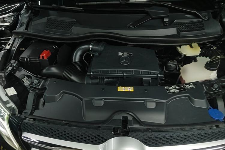 Used Mercedes-Benz V-Class 2021 V 260 Prestige Edition Engine Bay
