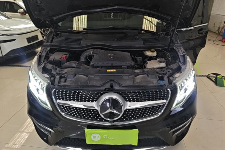 Used Mercedes-Benz V-Class 2021 V 260 L Long-wheelbase Luxury Edition Engine Bay