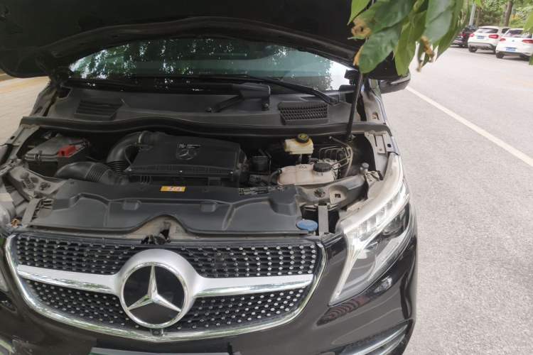Used Mercedes-Benz V-Class 2021 V 260 L Long-wheelbase Luxury Edition Engine Bay Left