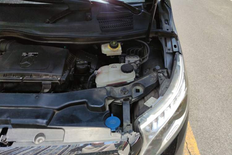 Used Mercedes-Benz V-Class 2021 V 260 L Long Wheelbase Prestige Edition Engine Bay Left