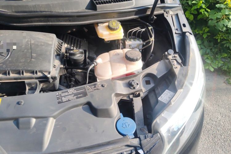 Used Mercedes-Benz V-Class 2021 V 260 L Long-wheelbase Luxury Edition Engine Bay Left