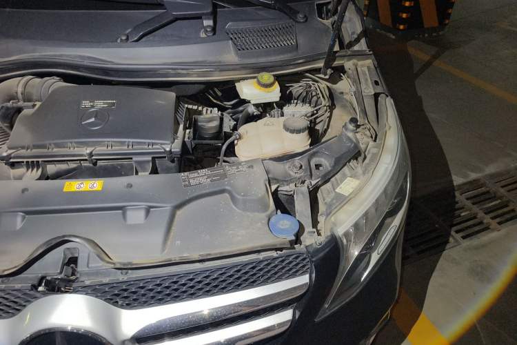 Used Mercedes-Benz V-Class 2021 V 260 L Long Wheelbase Prestige Edition Engine Bay Left