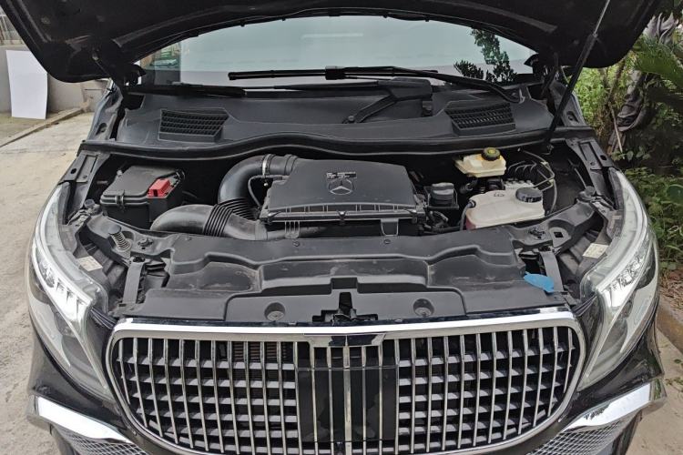 Used Mercedes-Benz V-Class 2021 V 260 L Long Wheelbase Prestige Edition Engine Bay