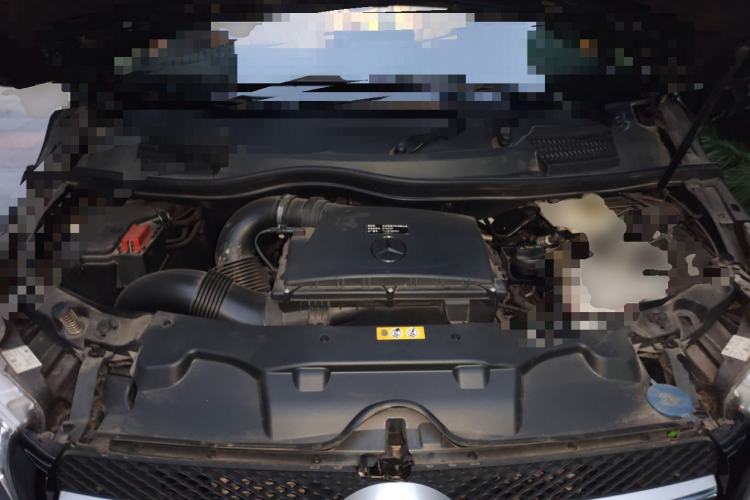 Used Mercedes-Benz V-Class 2021 V 260 Avantgarde Edition Engine Bay