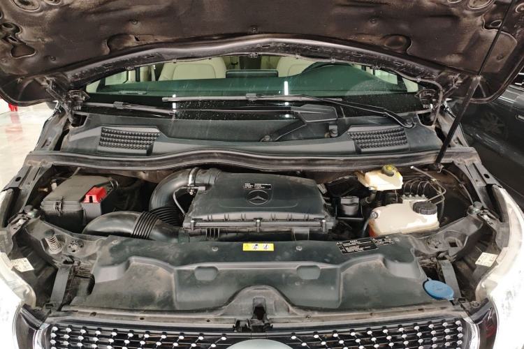 Used Mercedes-Benz V-Class 2021 V 260 L Long-wheelbase Luxury Edition Engine Bay