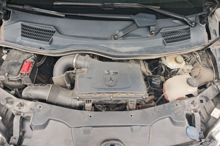 Used Mercedes-Benz V-Class 2021 V 260 L Long Wheelbase Prestige Edition Engine Bay
