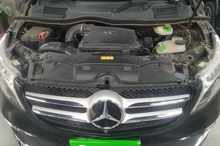 Used Mercedes-Benz V-Class 2021 V 260 L Long Wheelbase Prestige Edition Engine Bay
